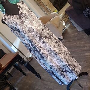 A Wild Thyme Maxie dress
